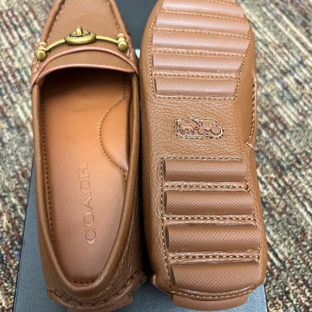 NIB Coach Tan Driving Loafer Size 5.5